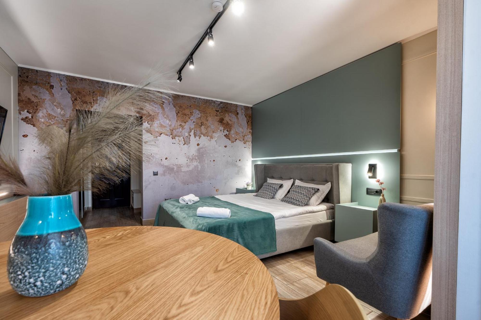 Marcos Studio Nice And Cozy Pitesti Exterior photo